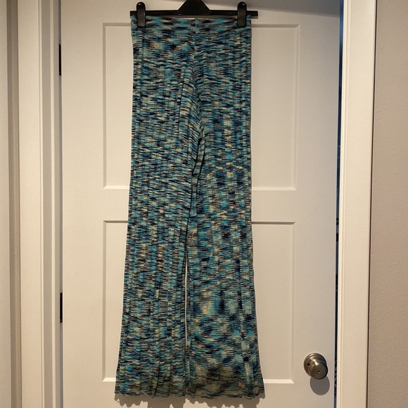 VRG GRL California Cool Ribbed Knit Flares - Picture 3 of 5